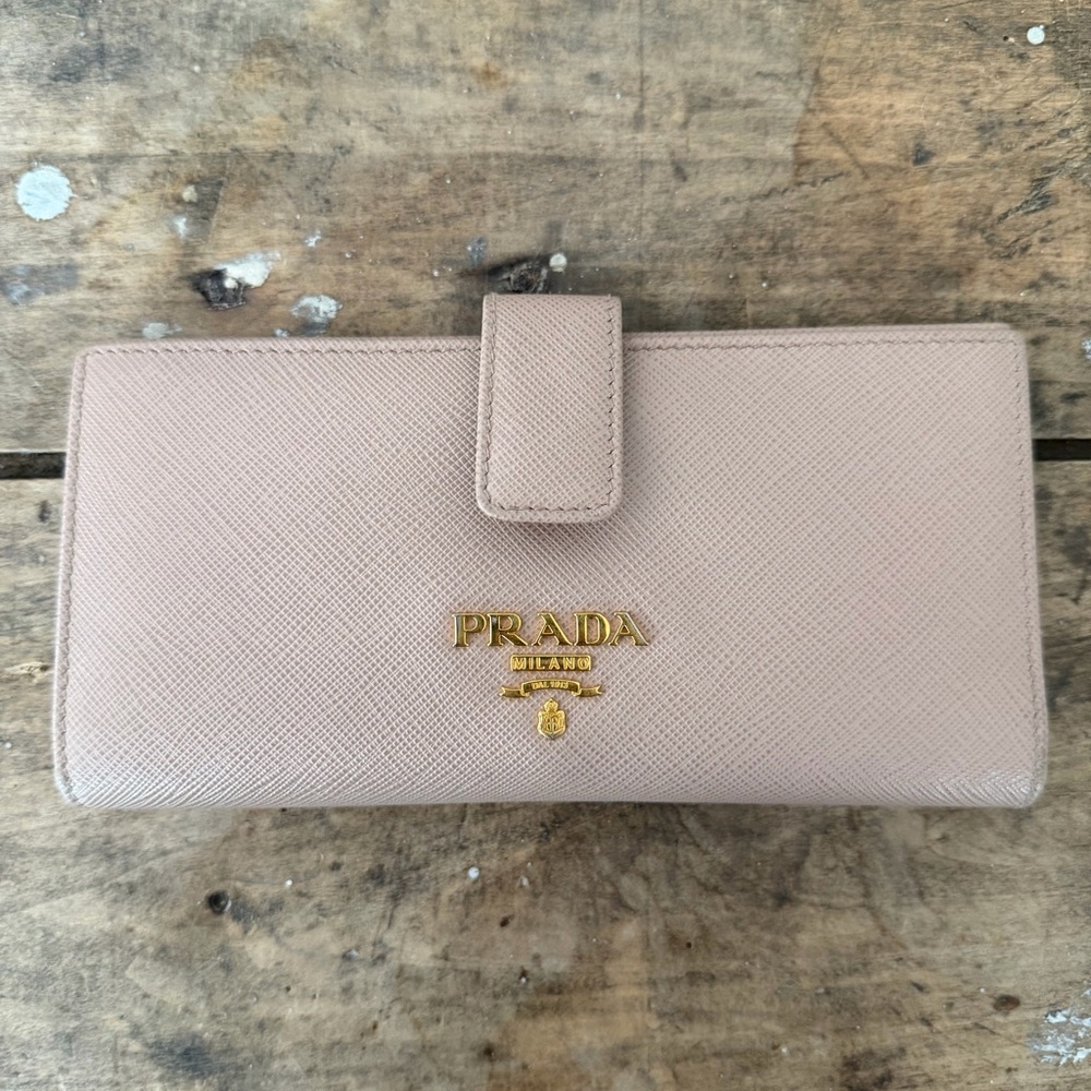 Prada Large Saffiano Leather Wallet in Tan / Powdered Pink - Picture 3 of 12